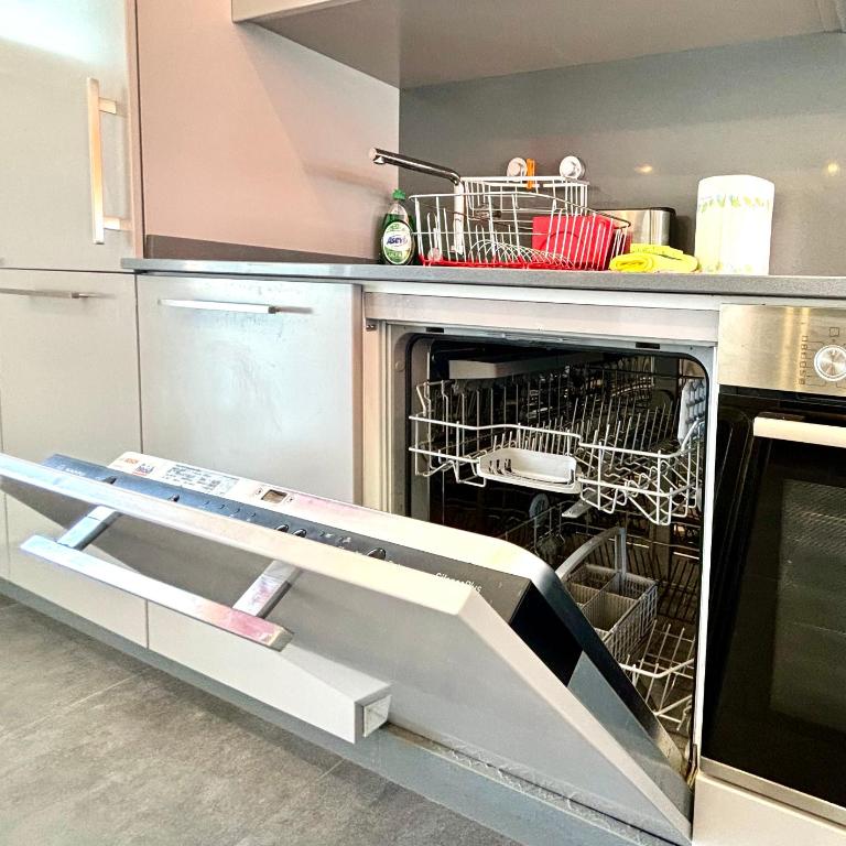 Loris Home playa ingles 50mt from Yumbo by luca properties gran canaria - Two-Bedroom Apartment - 30