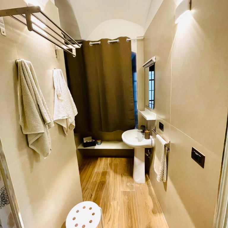 Chiaia175 - Standard Double Room - 8