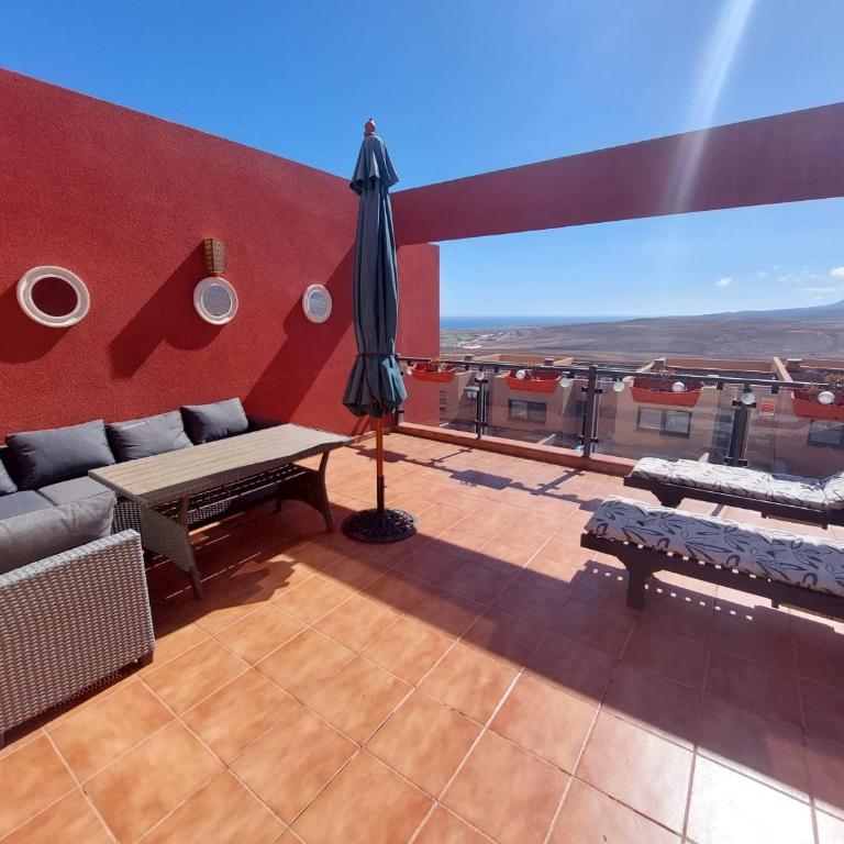 Casa Bella Vista - pool - WiFi - Three-Bedroom House - 1