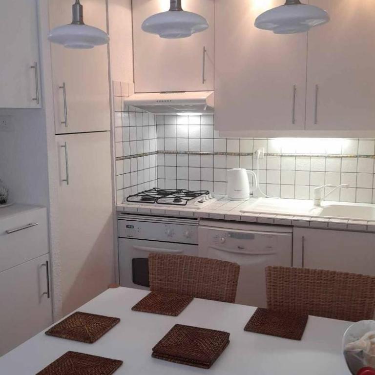 Appartement T3 pour 6 pers, terrasse, proche plage - FR-1-607-1 - Appartement (6 Adultes) - 8