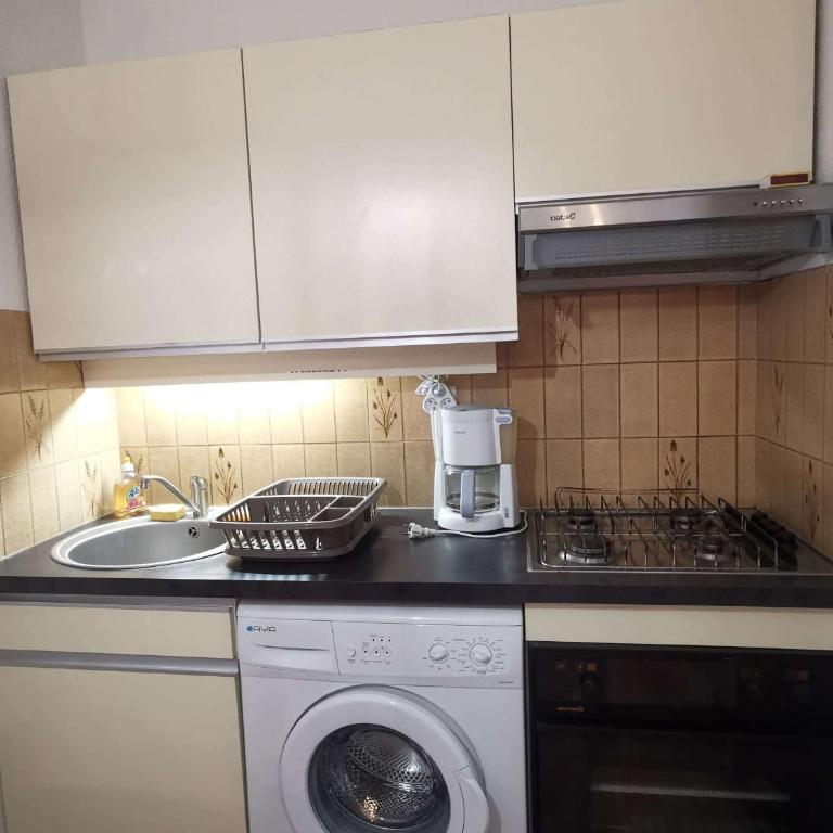 Cap d'Agde T3 avec Piscine et Tennis à 100m de la Mer - FR-1-607-117 - Appartamento (4 Adulti) - 8