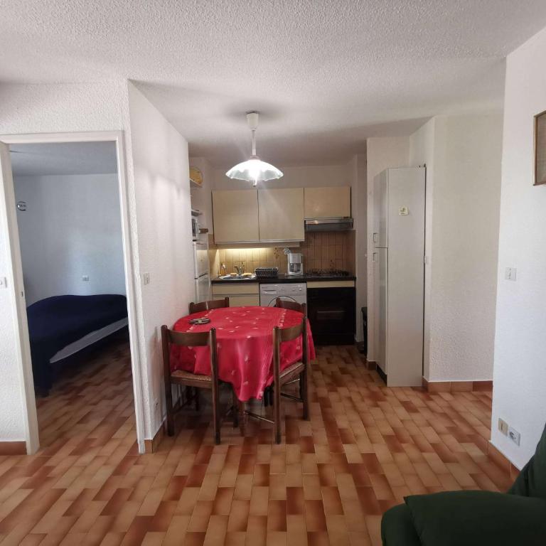 Cap d'Agde T3 avec Piscine et Tennis à 100m de la Mer - FR-1-607-117 - Appartamento (4 Adulti) - 9
