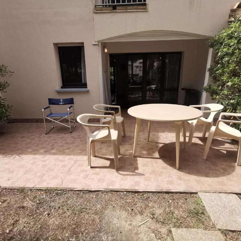 Cap d'Agde T3 avec Piscine et Tennis à 100m de la Mer - FR-1-607-117 - Appartamento (4 Adulti) - 10
