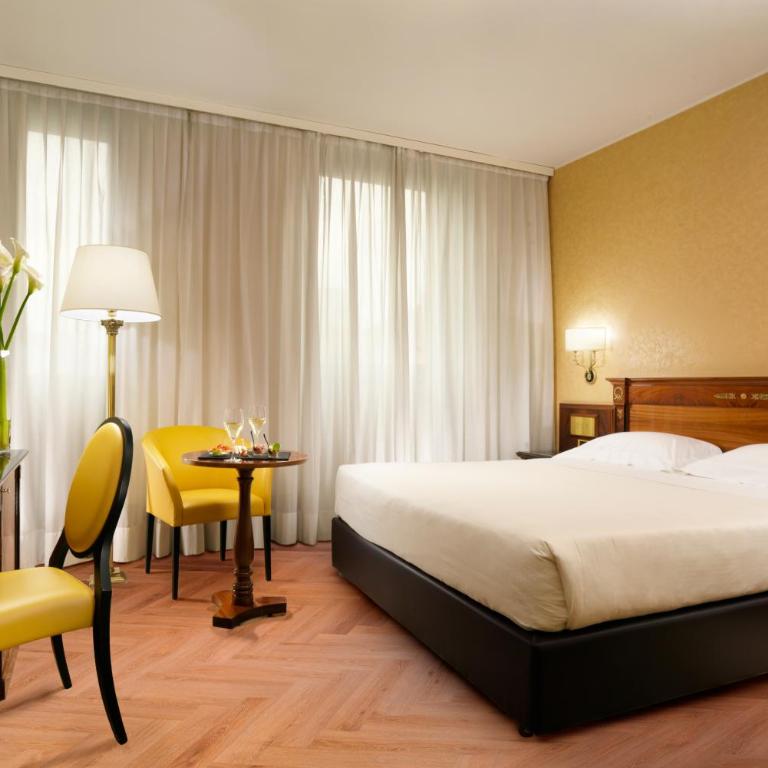 UNA Hotels Scandinavia Milano - Camera Tripla Classic - 5