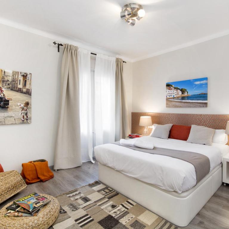 Eixample Building Apartments by Mercedes Heritage - Four-Bedroom Apartment - 3