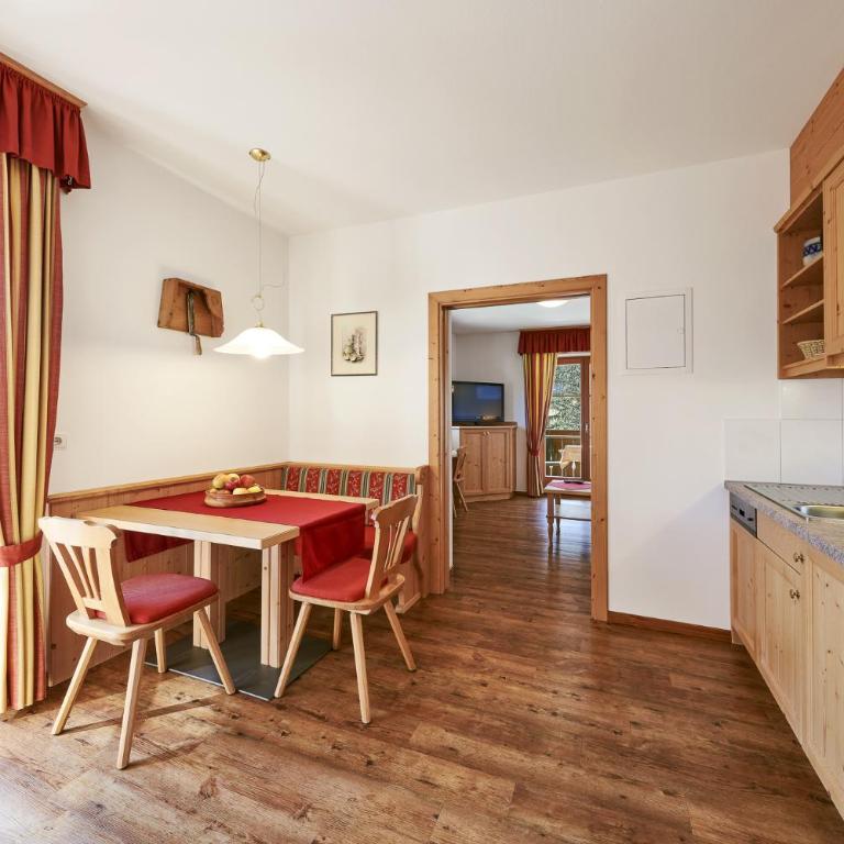 Tommelehof - Appartamento con 1 Camera da Letto, Balcone e Vista Montagna - 2