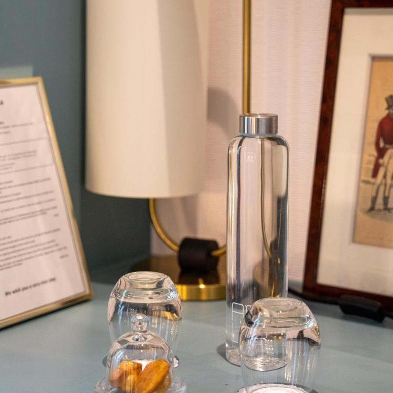Hotel de Fleurie - Saint-Germain-des-Pres - Chambre Deluxe Double ou Lits Jumeaux - 2