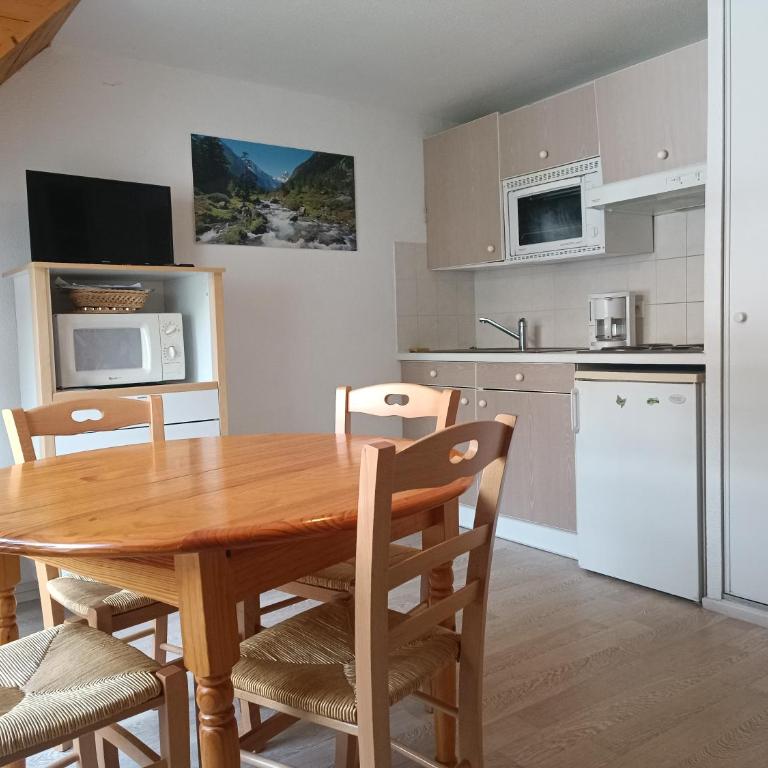 Joli T2 avec alcôve Wifi 4 pers linge de maison inclus - Appartement 2 Chambres - 1