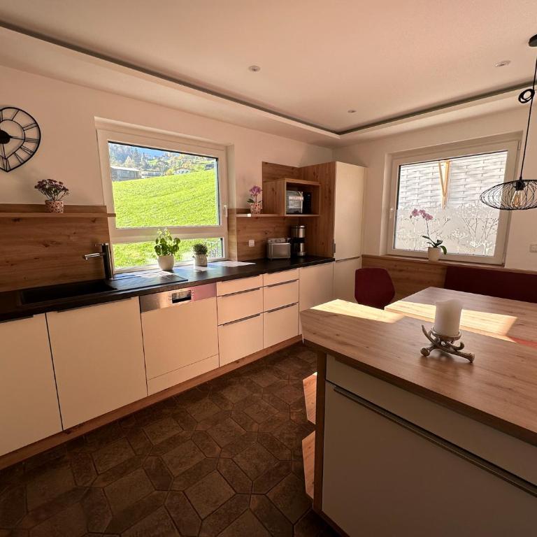 Appartementhaus Zillertal by PiaundDirk - Apartment mit 4 Schlafzimmern und einem Balkon - 12