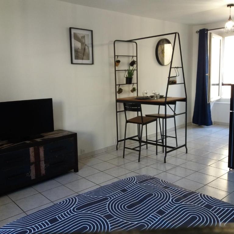 Joli studio - cœur St Marcellin - Appartement 1 Chambre - 6