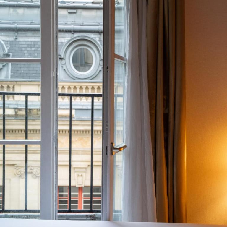 Hotel de Fleurie - Saint-Germain-des-Pres - Chambre Double Supérieure - 2