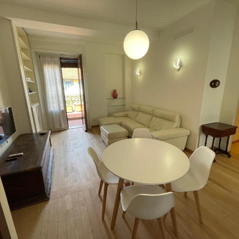Copernico - Appartamento con 2 Camere da Letto - 10