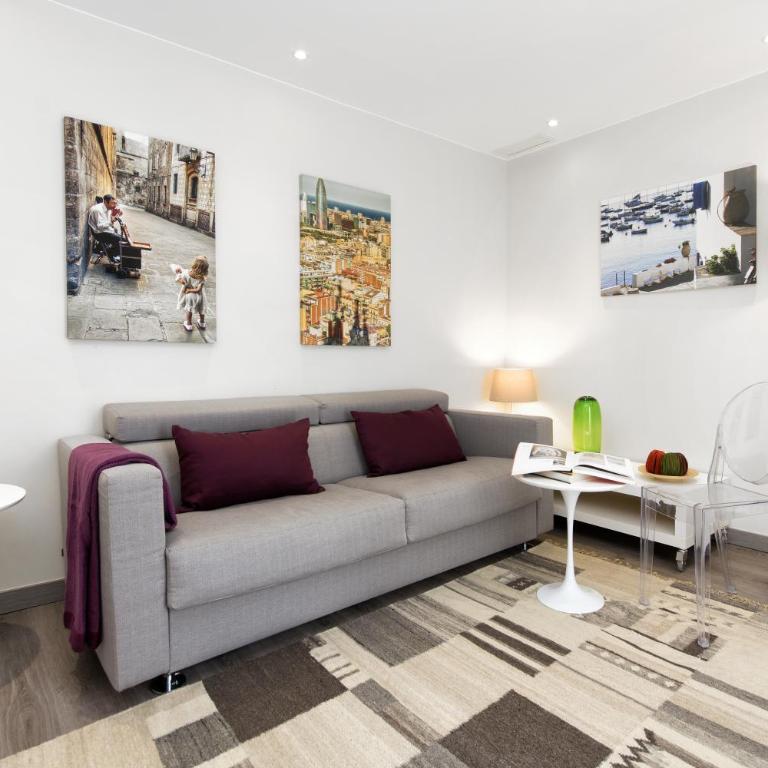 Eixample Building Apartments by Mercedes Heritage - Two-Bedroom Apartment with Terrace - 10