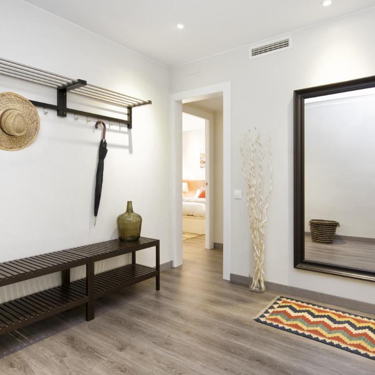 Eixample Building Apartments by Mercedes Heritage - Two-Bedroom Apartment with Terrace - 13