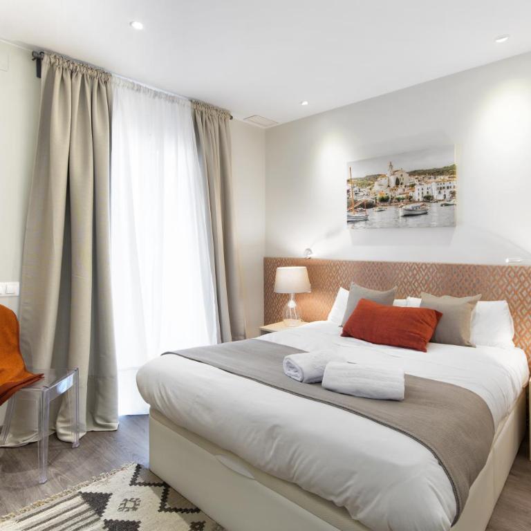 Eixample Building Apartments by Mercedes Heritage - Two-Bedroom Apartment with Terrace - 15