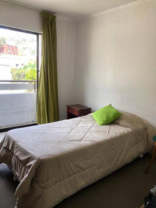 Departamento con vista juegos artificiales Valparaíso - Three-Bedroom Apartment - 9