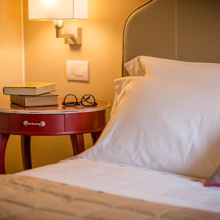 Palazzo Dessy Historic House - Superior Suite with Terrace - 20