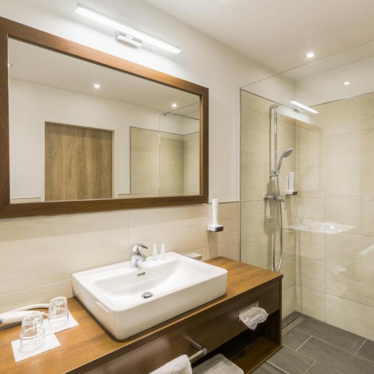 Seehotel Das JO - Superior Doppelzimmer mit Balkon - 2