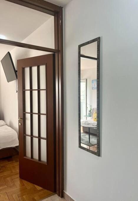 Studio 6 - One-Bedroom Apartment - 12