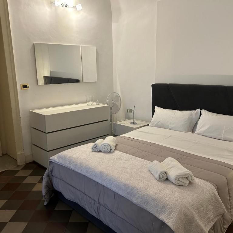 Casa centro storico Gioia - Three-Bedroom House - 1