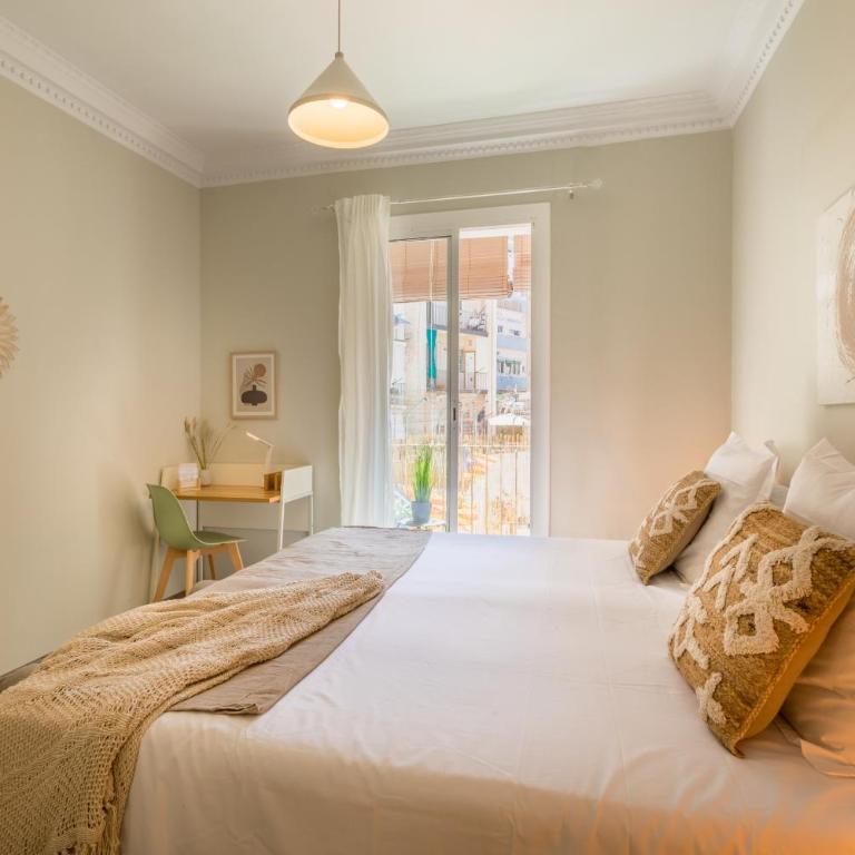 13PAR1004 - Fabulous apartment in the heart of Barcelona - Two-Bedroom Apartment - 36
