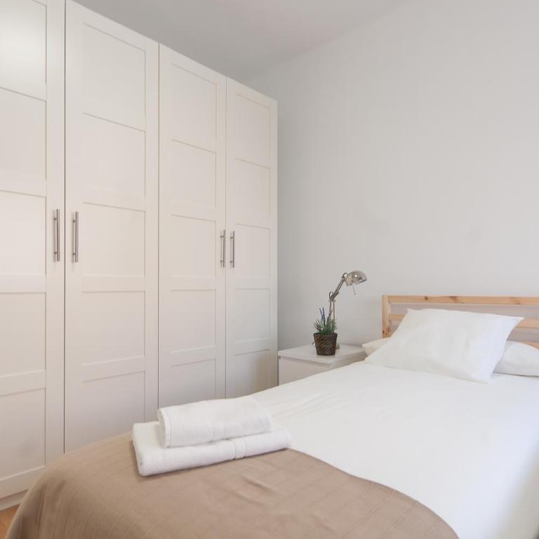 Weflating Ramblas - Two-Bedroom Apartment - Fontanella 13 - 43