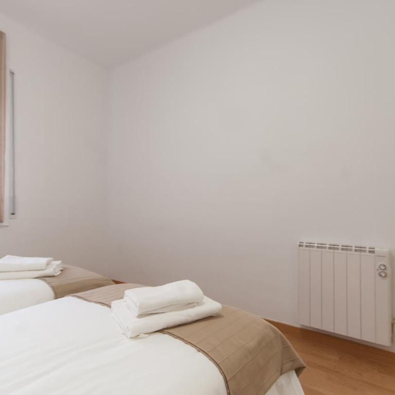 Weflating Ramblas - Two-Bedroom Apartment - Fontanella 13 - 41