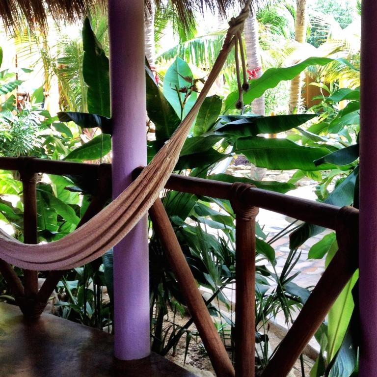 One Love Hostal Puerto Escondido - Bungalow - 3