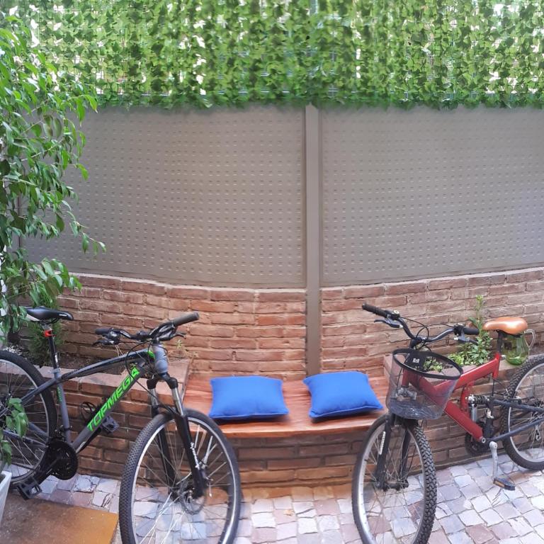 Loft, Bikes & Optic Fibre WIFI by Park and Top Bar Street - Apartamento de 1 dormitorio - 2
