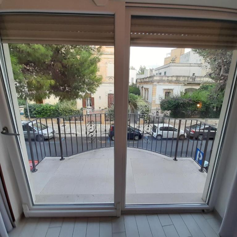Dimore centro Lecce Affittacamere B&B - Appartamento con 1 Camera da Letto con Balcone e Vista Città - 9