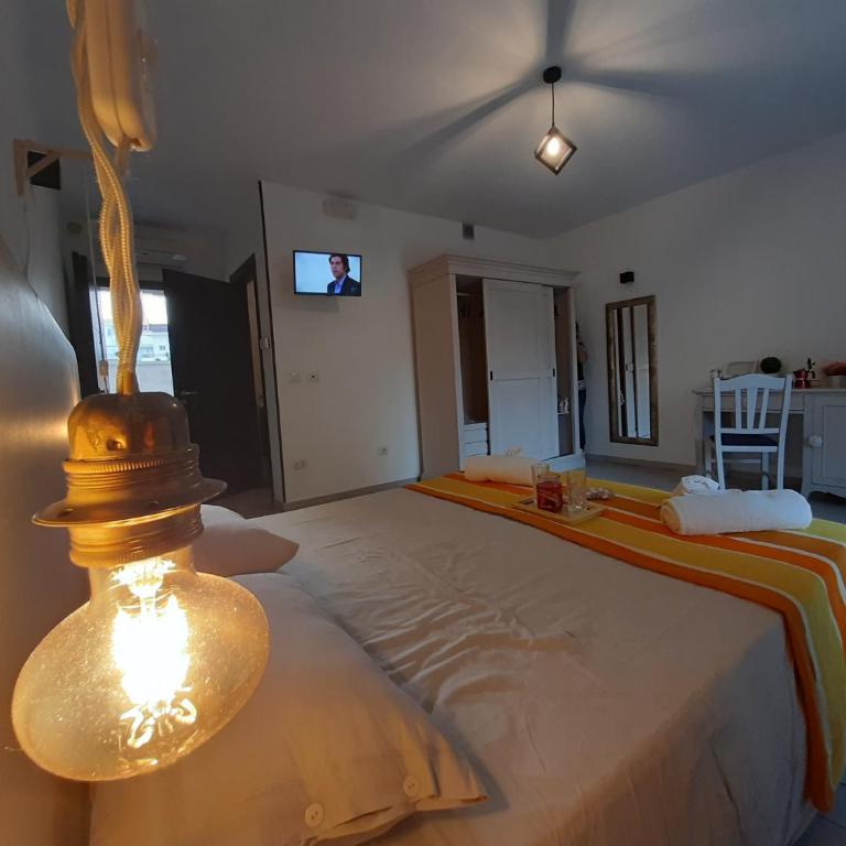 Dimore centro Lecce Affittacamere B&B - Camera Matrimoniale Deluxe - 12
