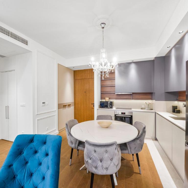 BW Royal Dream - One-Bedroom Apartment - 12