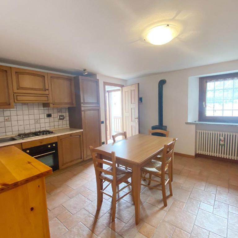 The Snow - Appartamento Panoramico con Balcone - One-Bedroom Apartment - 3