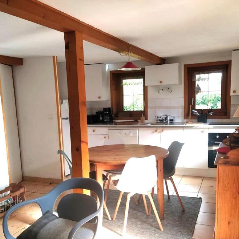 "CHALET LES ARAVIS" chalet et Appartements - Superior Apartment - 3