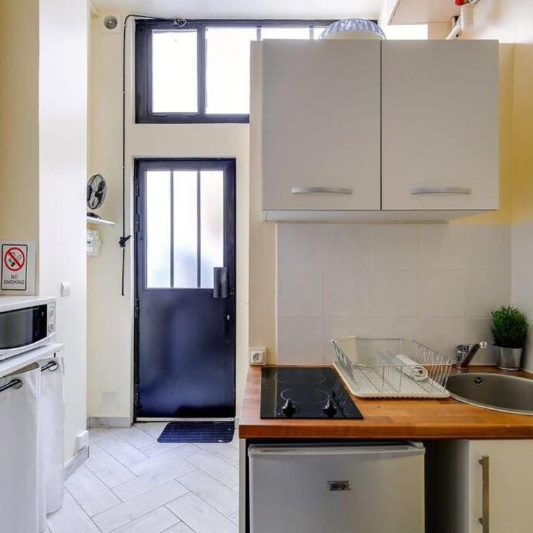 Unique Studio in Marais - One-Bedroom Apartment - 2