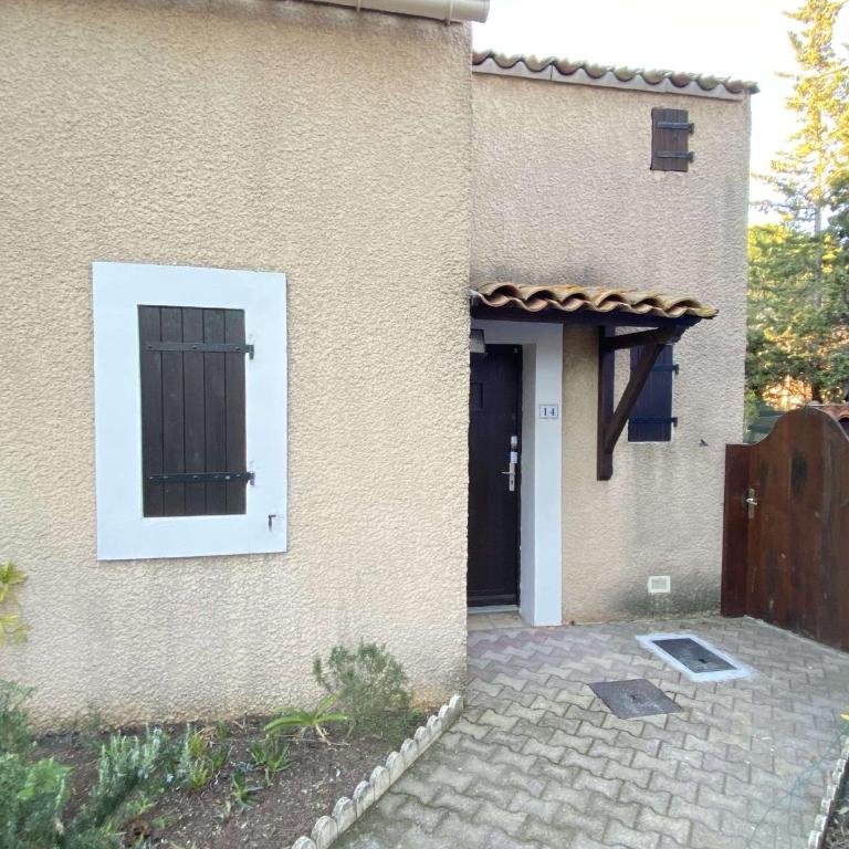 Villa 6 pers, clim, au calme avec piscine et parking - FR-1-607-125 - Villa - 6