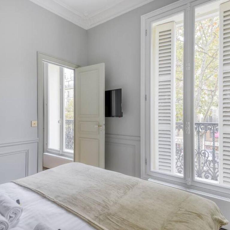 Bright and Gorgeous flat in the heart of Paris - Appartement 2 Chambres - 9