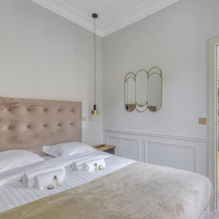 Bright and Gorgeous flat in the heart of Paris - Appartement 2 Chambres - 10