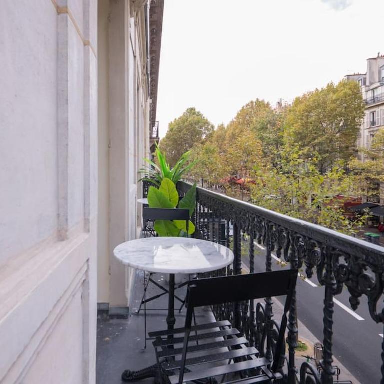 Bright and Gorgeous flat in the heart of Paris - Appartement 2 Chambres - 14