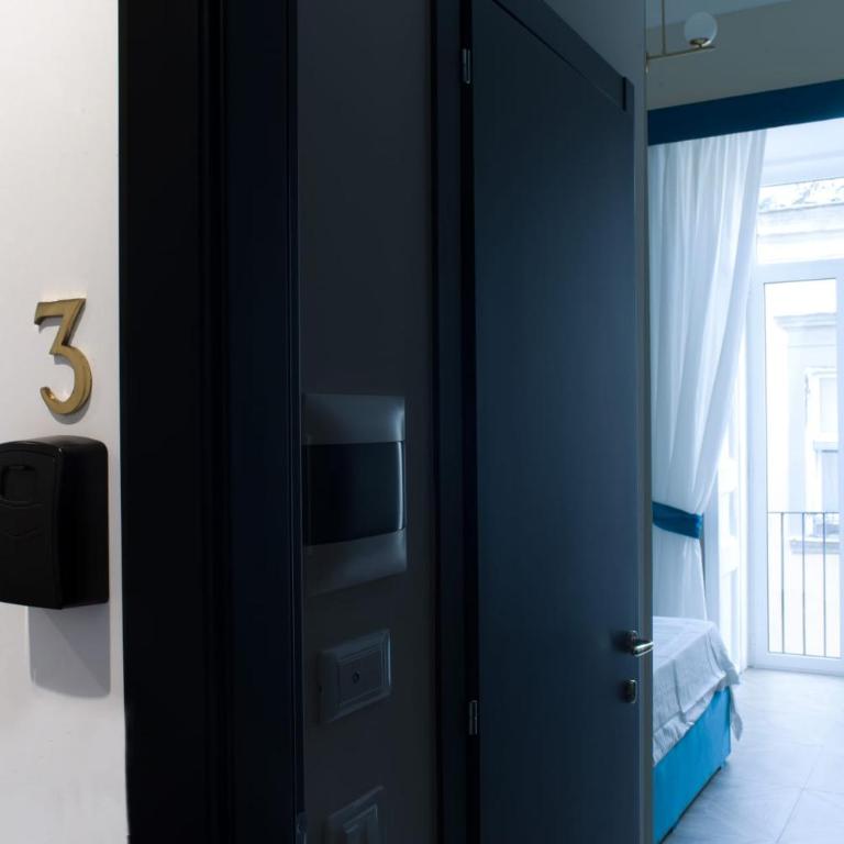 FiDa Rooms - Camera Matrimoniale con Balcone - 17