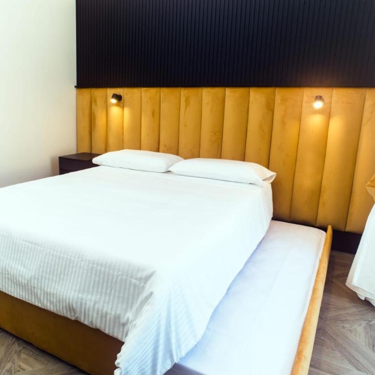 FiDa Rooms - Standard Double Room - 24