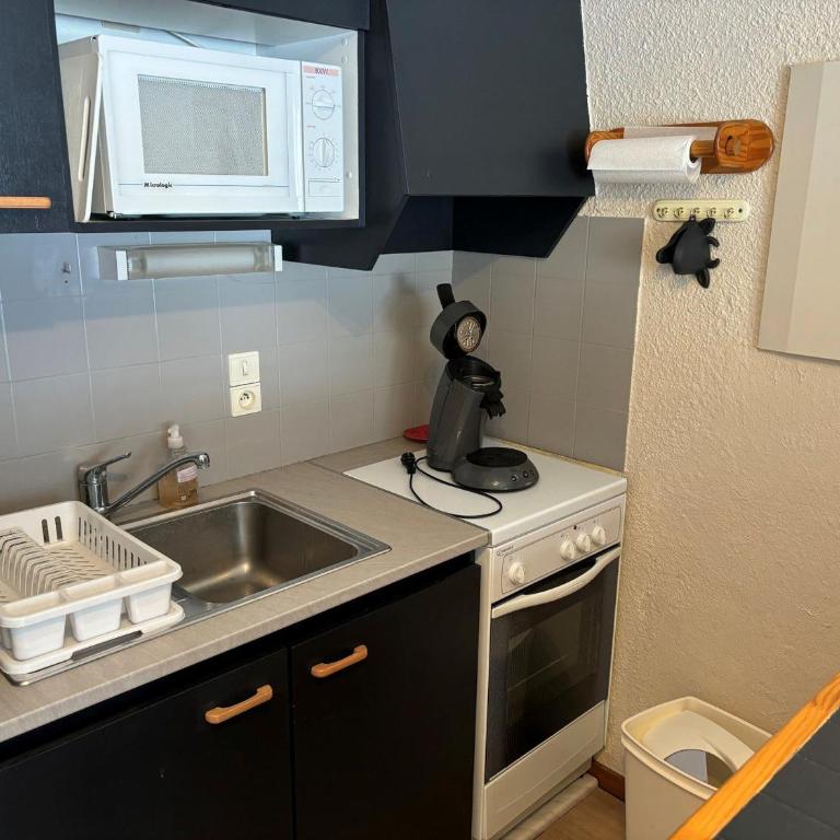 Spacieux appartement pour 6 personnes avec parking inclus - FR-1-198-230 - Appartement - 14