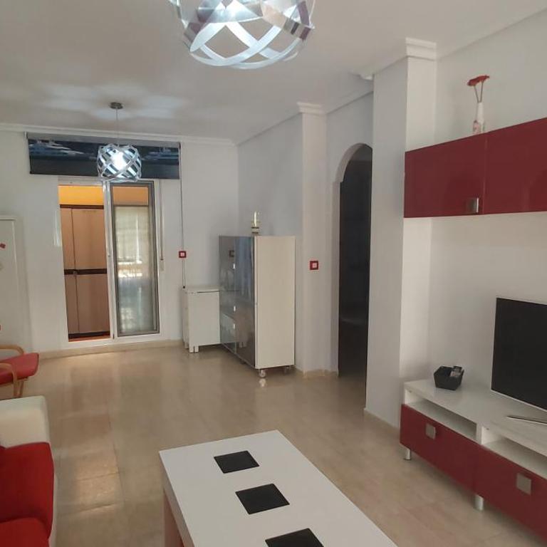 Adosado con piscina y terraza a 700m de la playa - Two-Bedroom House - 2