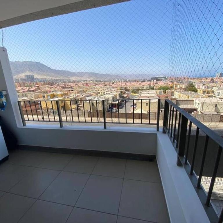 Cómodo Dpto a pasos de Mall La Portada - Two-Bedroom Apartment - 2