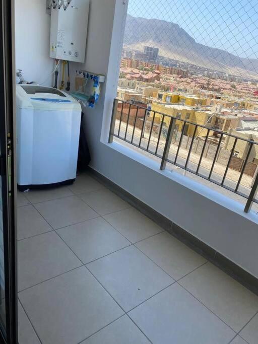 Cómodo Dpto a pasos de Mall La Portada - Two-Bedroom Apartment - 4