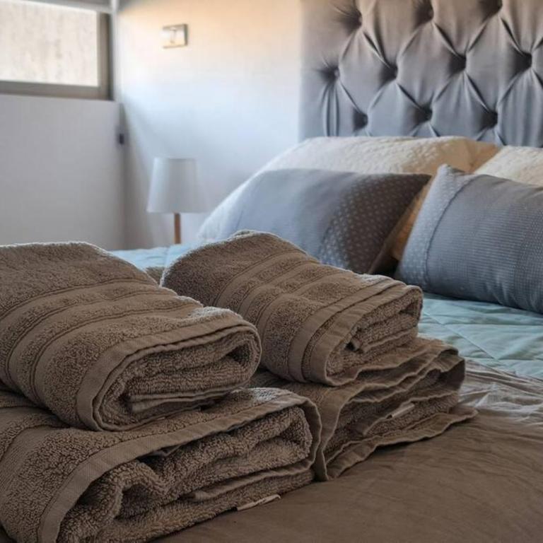 Cómodo Dpto a pasos de Mall La Portada - Two-Bedroom Apartment - 14