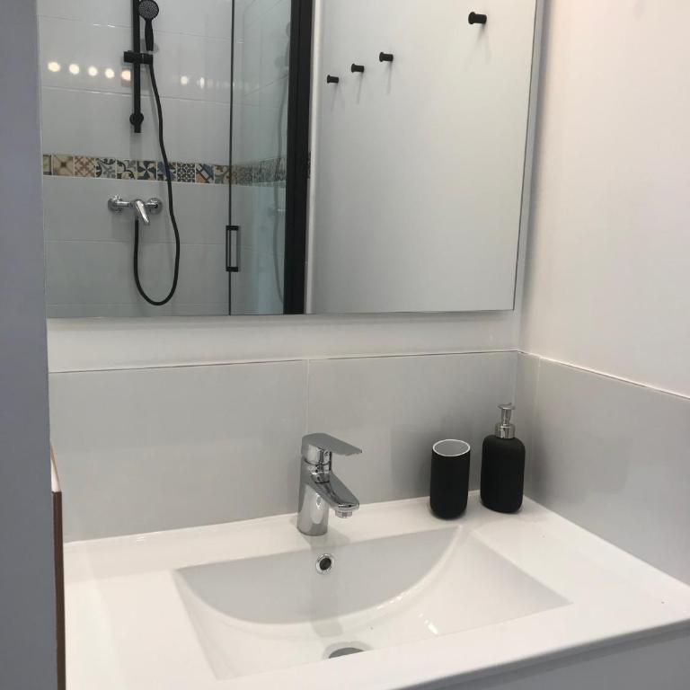 Maison confortable et calme/5 chambres & 6 SdB - Villa - 9