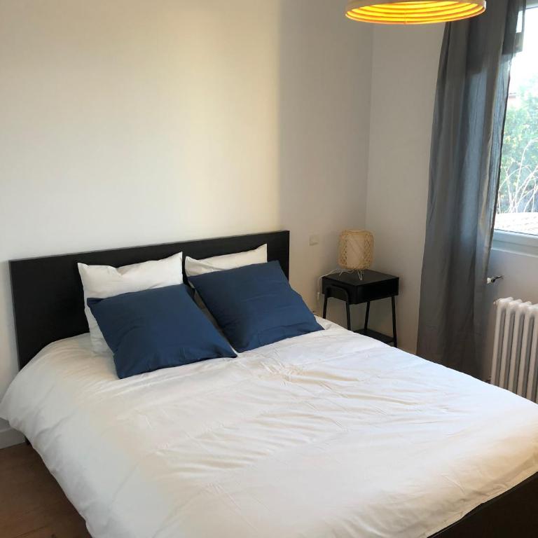 Maison confortable et calme/5 chambres & 6 SdB - Villa - 30