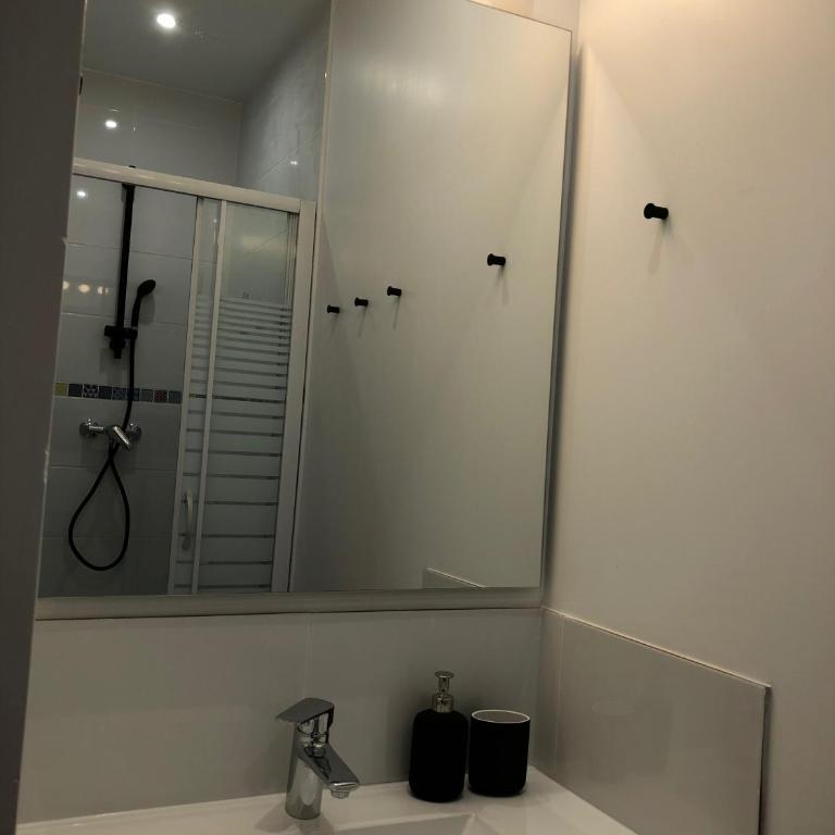 Maison confortable et calme/5 chambres & 6 SdB - Villa - 27