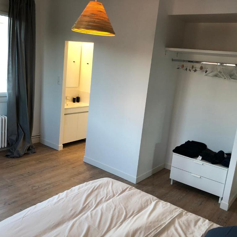 Maison confortable et calme/5 chambres & 6 SdB - Villa - 8